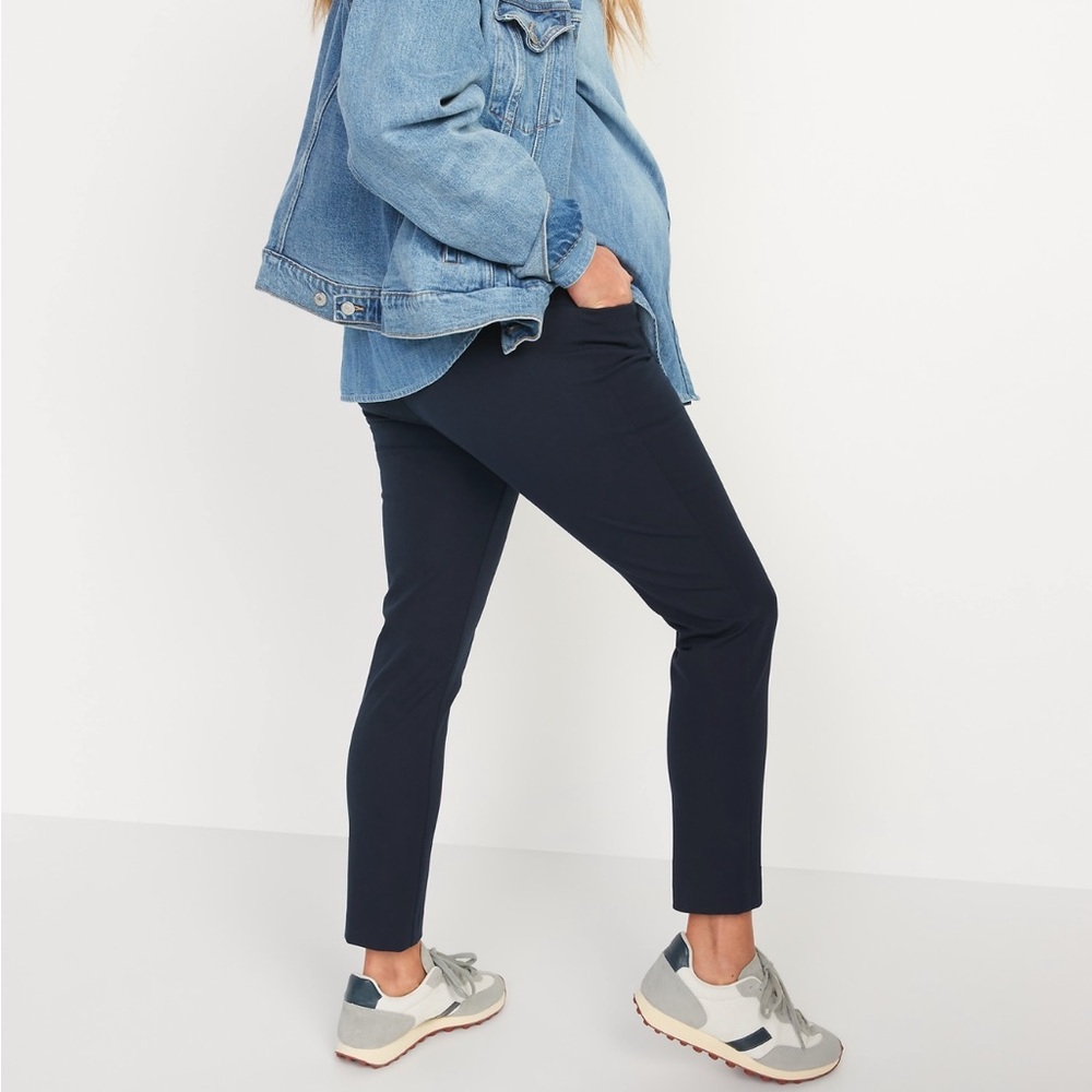 Old Navy Maternity Pixie Pants